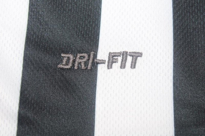 11/12 Santos FC Home Premium Kit from FootballPrestige.com - Premium Football Kits
