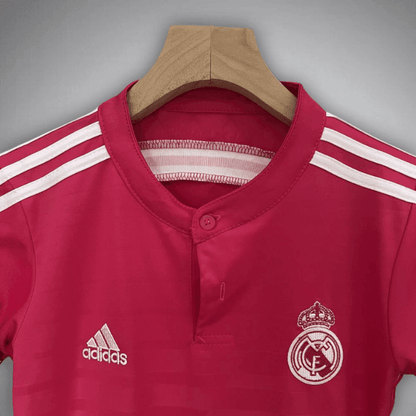 14/15 Real Madrid Away Premium Kids Size Kit from FootballPrestige.com - Premium Football Kits