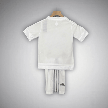 15/16 Real Madrid Home Kids Size Kit from FootballPrestige.com - Premium Football Kits