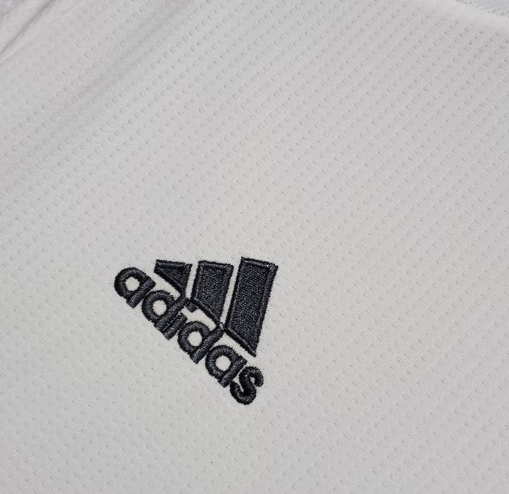 15/16 Real Madrid Home Kit from FootballPrestige.com - Premium Football Kits