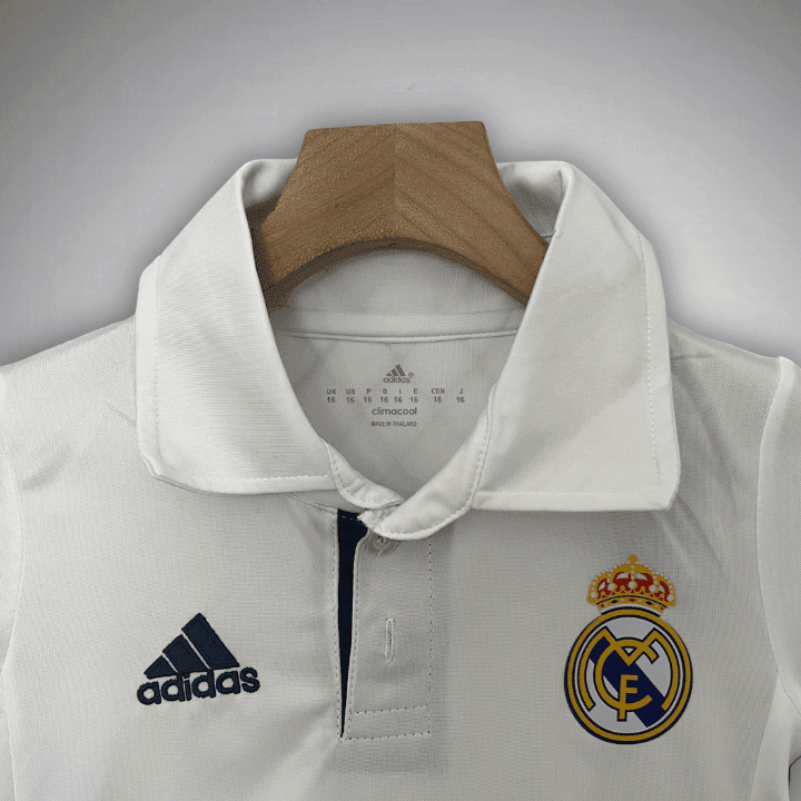 16/17 Real Madrid Home Kids Size Kit from FootballPrestige.com - Premium Football Kits