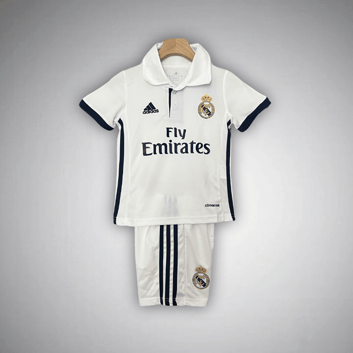 16/17 Real Madrid Home Kids Size Kit from FootballPrestige.com - Premium Football Kits