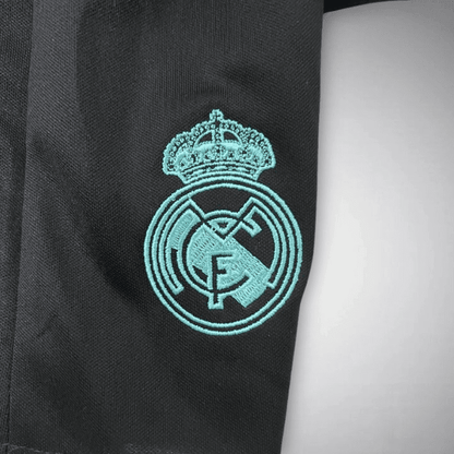 17/18 Real Madrid Away Premium Kids Size Kit from FootballPrestige.com - Premium Football Kits