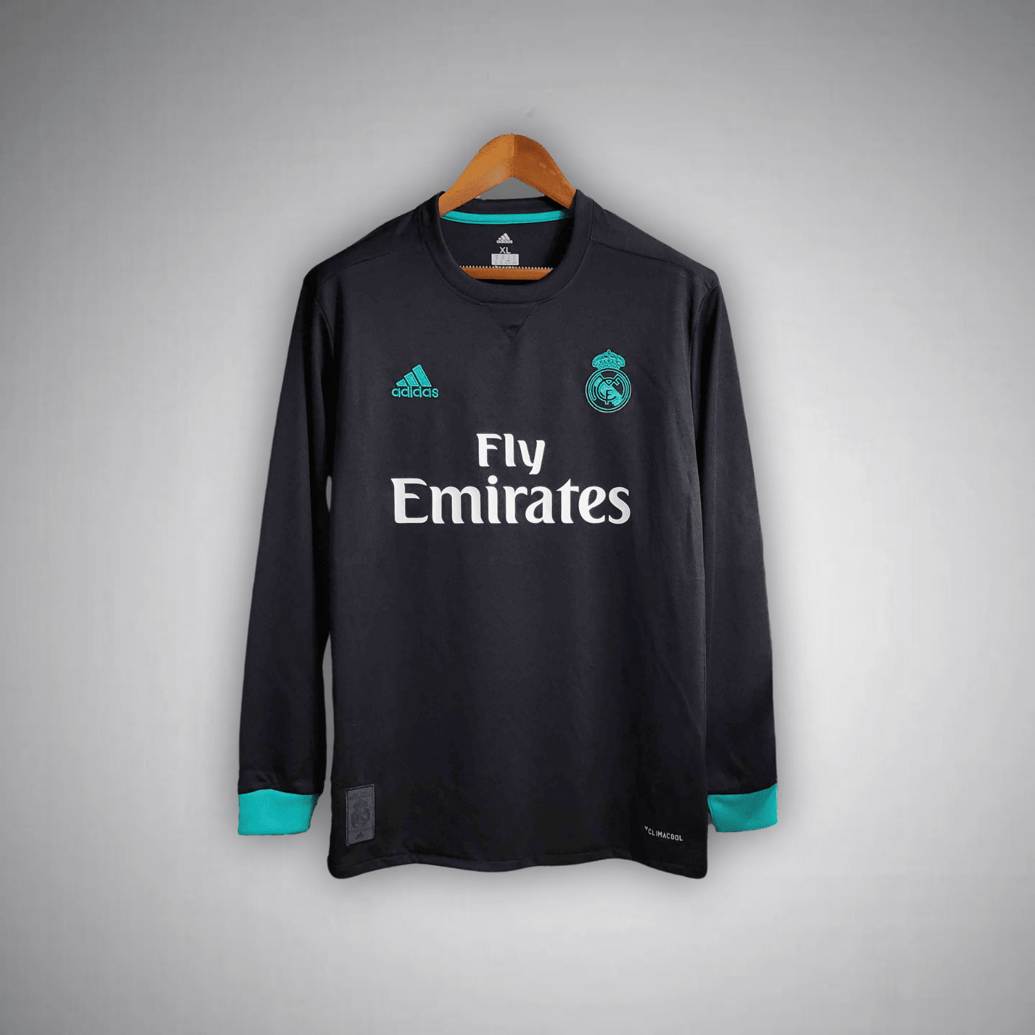 17/18 Real Madrid Long Sleeve Away Kit from FootballPrestige.com - Premium Football Kits