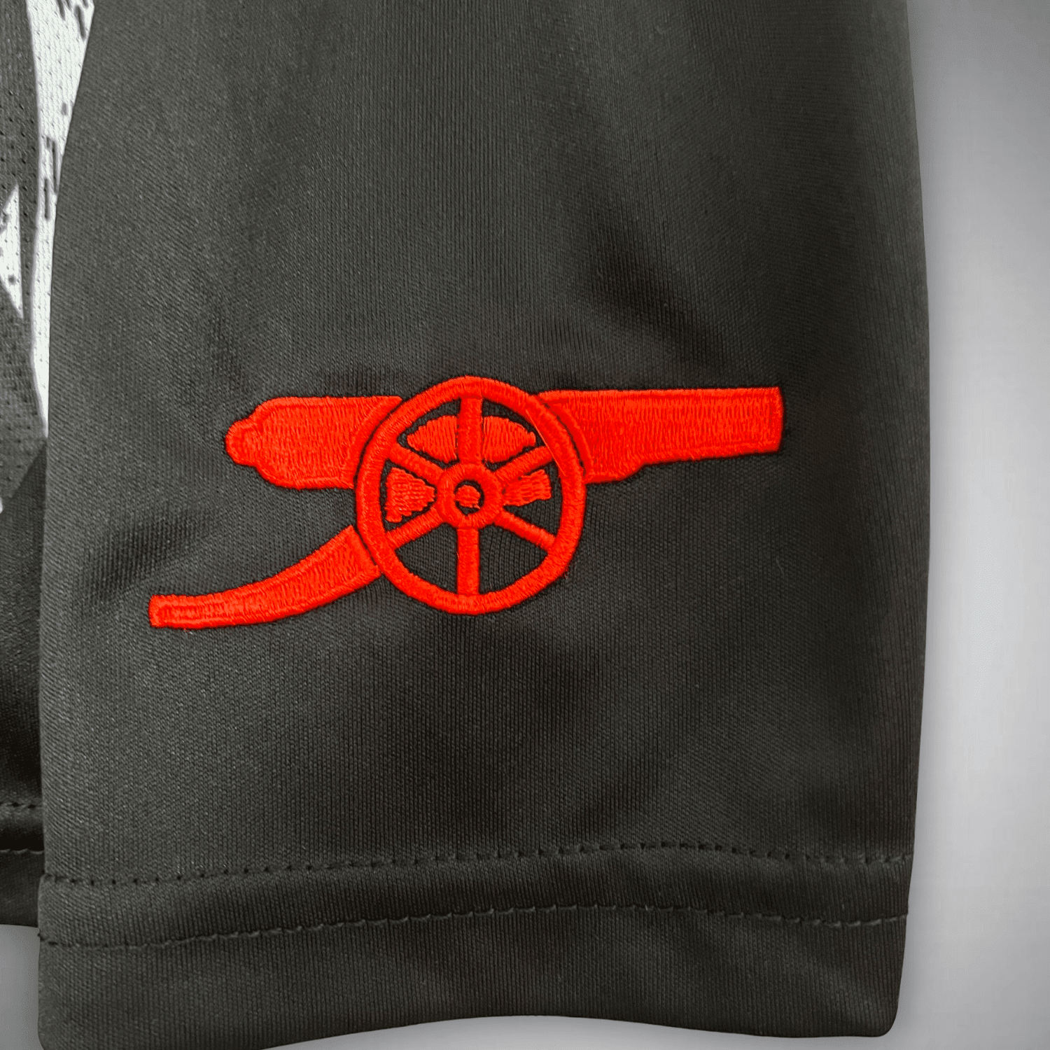 24/25 Arsenal Away Kids Size Kit from FootballPrestige.com - Premium Football Kits