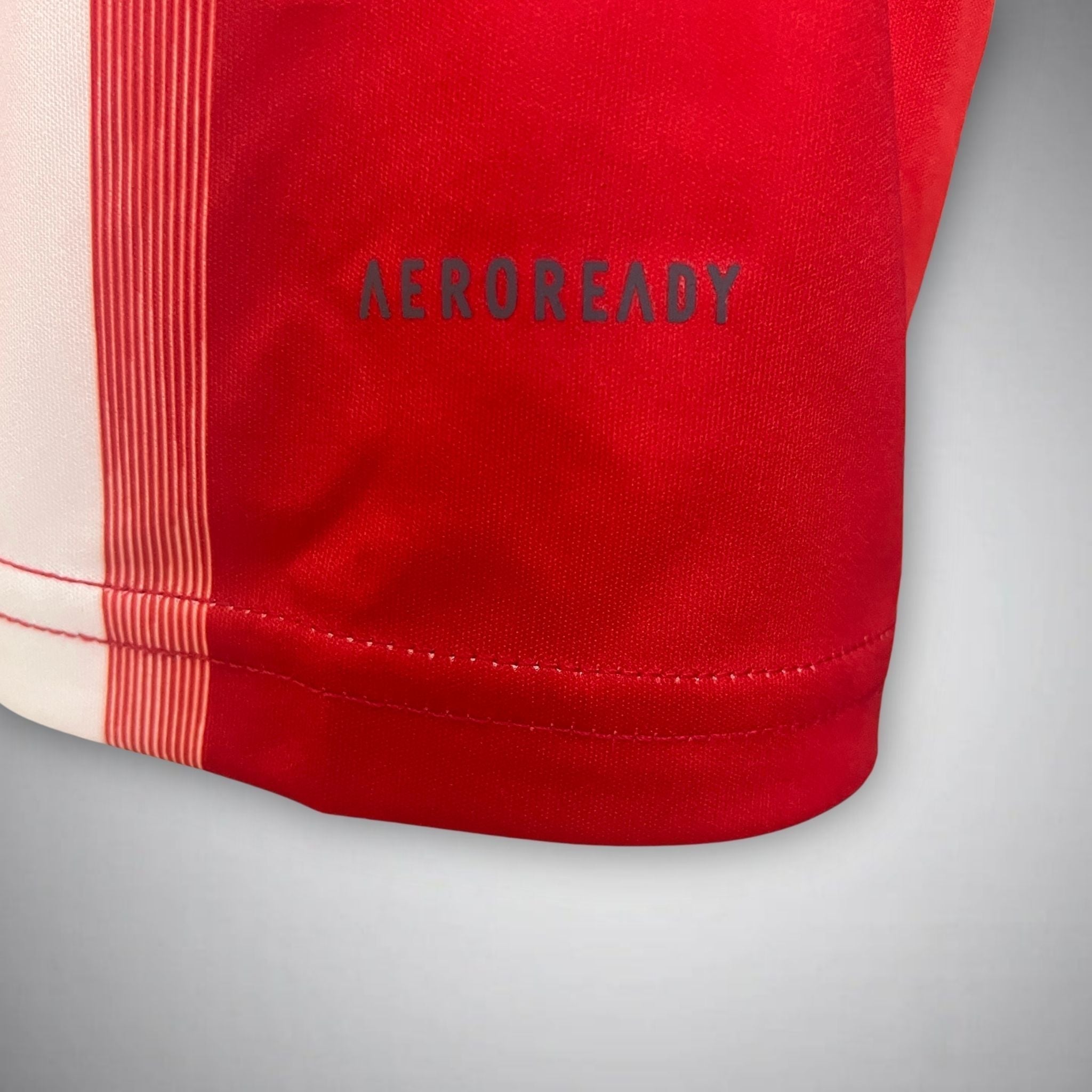 25/26 Bayern München Home Kit from FootballPrestige.com - Premium Football Kits