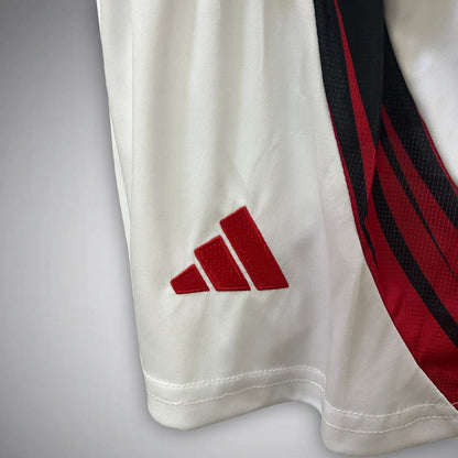 25/26 Flamengo Home Kids Size Kit from FootballPrestige.com - Premium Football Kits