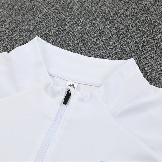 25/26 Juventus Training White Kids Size Tracksuit from FootballPrestige.com - Premium Football Kits