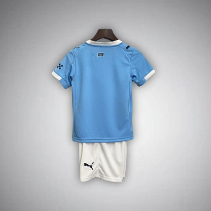 25/26 Manchester City Home Kids Size Kit from FootballPrestige.com - Premium Football Kits