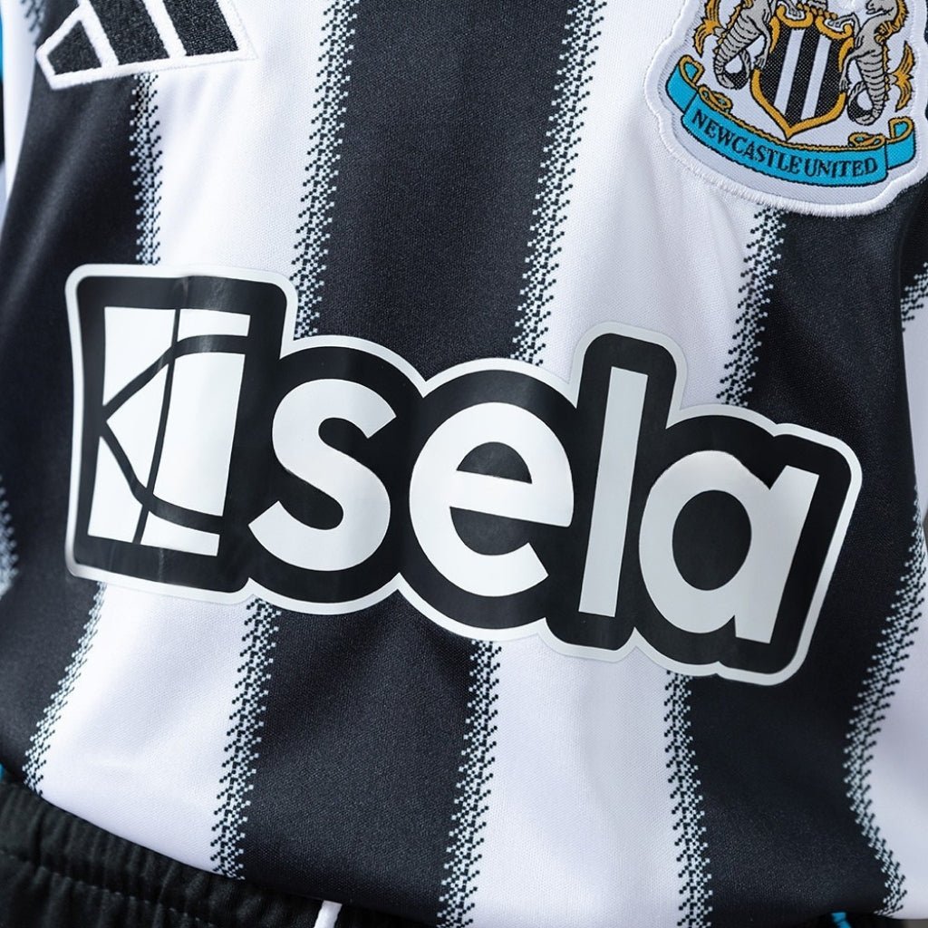 25/26 Newcastle United FC Home Kids Size Kit from FootballPrestige.com - Premium Football Kits