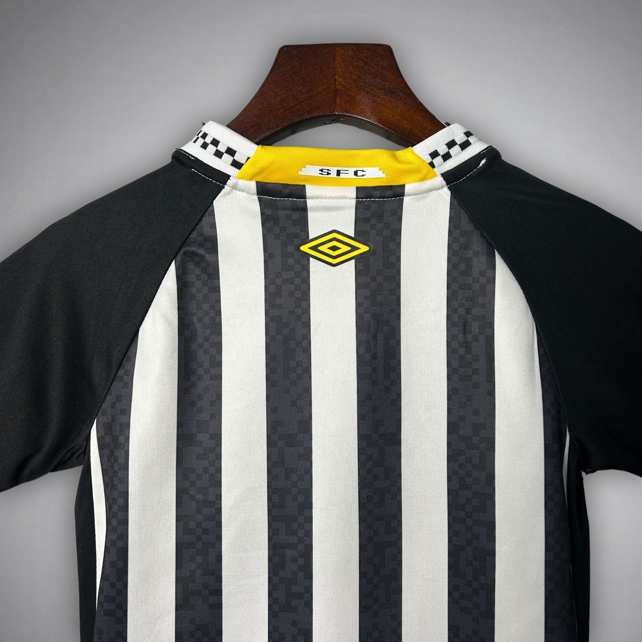 25/26 Santos FC Away Kids Size Kit from FootballPrestige.com - Premium Football Kits