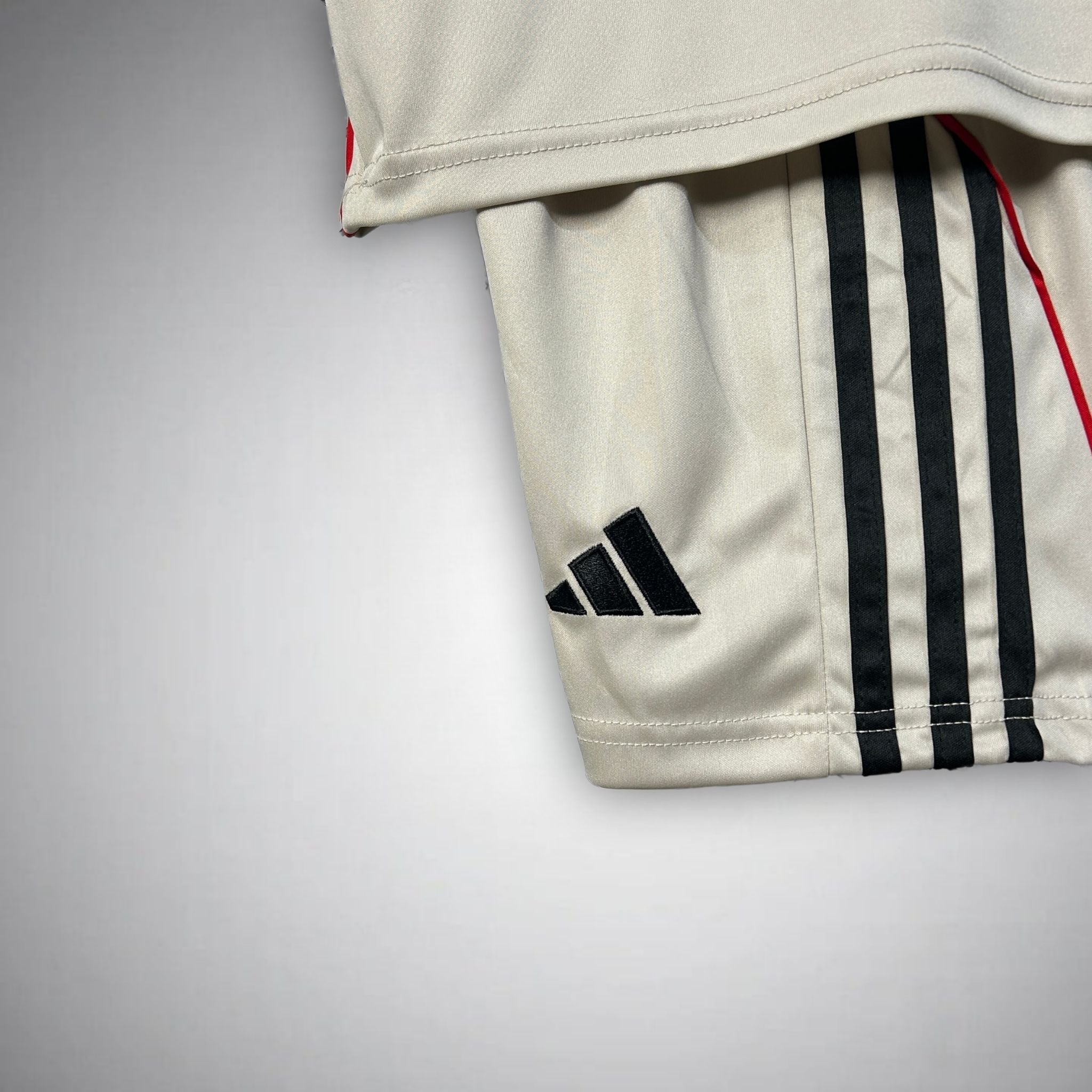 25/26 SL Benfica Away Kids Size Kit from FootballPrestige.com - Premium Football Kits