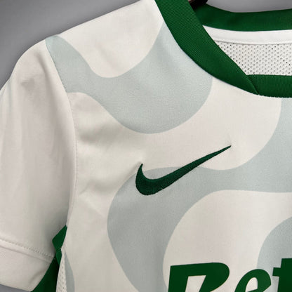 25/26 Sporting CP Fourth Kids Size Kit from FootballPrestige.com - Premium Football Kits