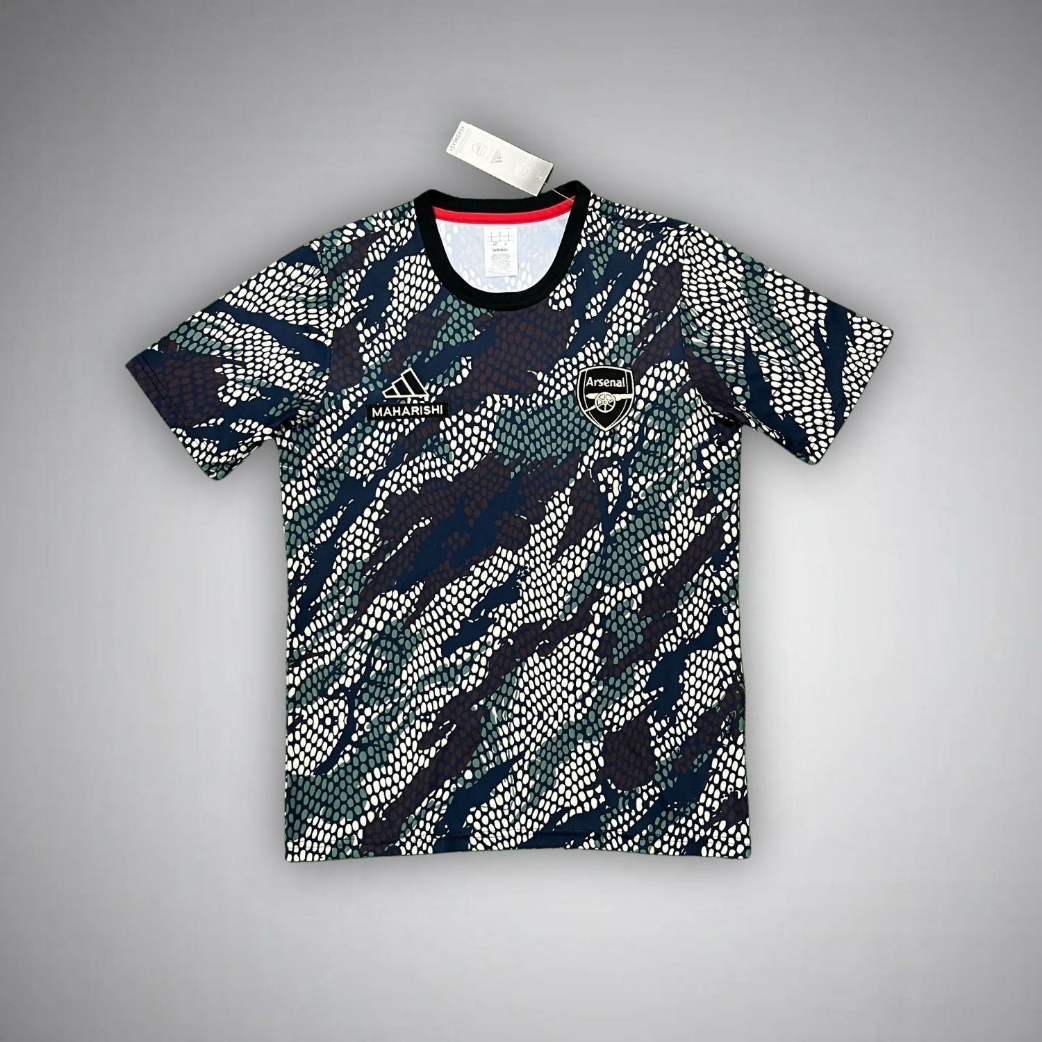 Arsenal "Serpent Strike" Premium Kit from FootballPrestige.com - Premium Football Kits