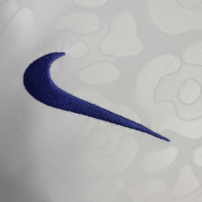 Brazil "Diamante Branco" Premium Kit from FootballPrestige.com - Premium Football Kits