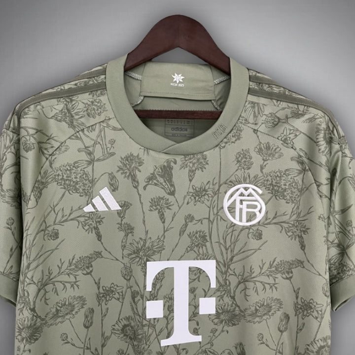 FC Bayern "Centurion" Premium Kit from FootballPrestige.com - Premium Football Kits