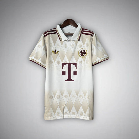 FC Bayern "Die Krone" Premium Kit from FootballPrestige.com - Premium Football Kits