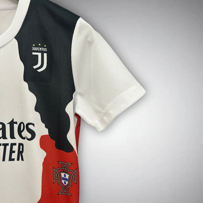 Legendary "Ronaldo" Premium Kids Size Kit from FootballPrestige.com - Premium Football Kits