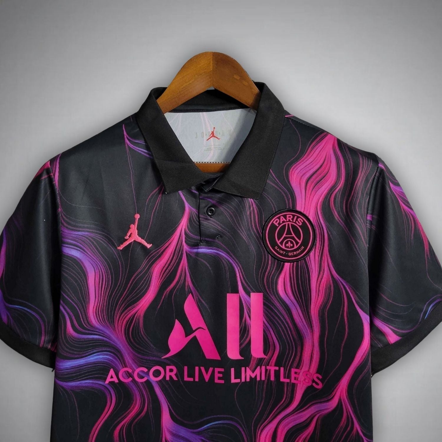 PSG "Heat Pulse" Premium Kit from FootballPrestige.com - Premium Football Kits