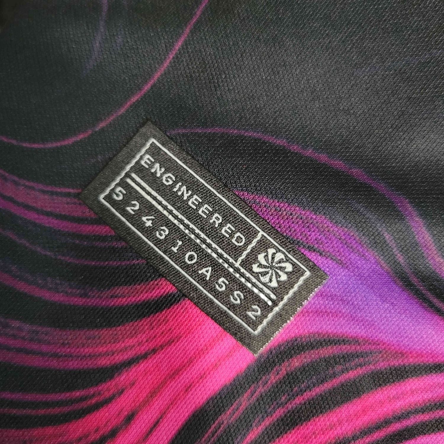 PSG "Heat Pulse" Premium Kit from FootballPrestige.com - Premium Football Kits