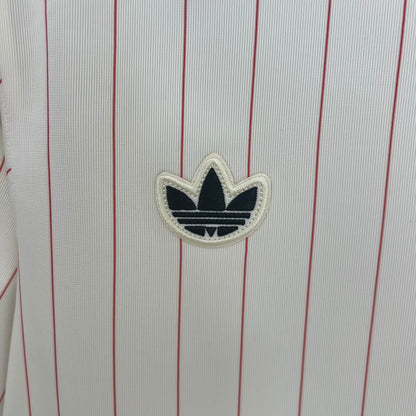 SL Benfica "Retro Stripes" Premium Kit from FootballPrestige.com - Premium Football Kits